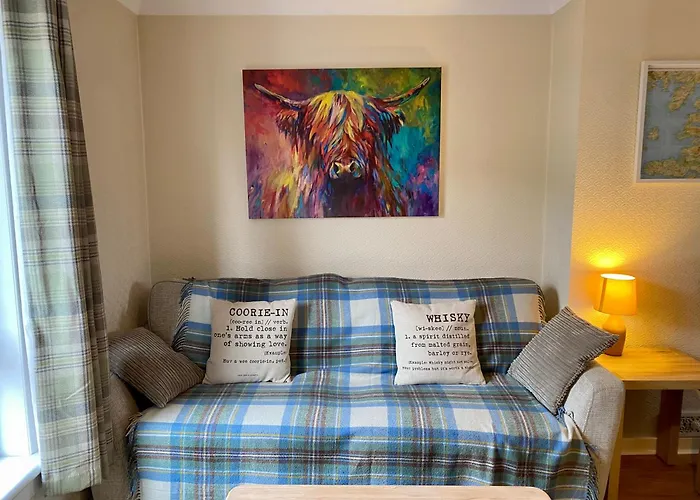 Traditional 3 Bed Town House