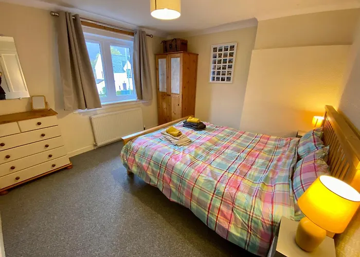 Traditional 3 Bed Town House