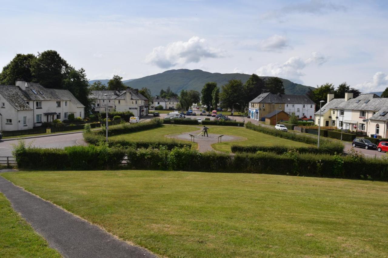 Traditional 3 Bed Town House * Inverlochy